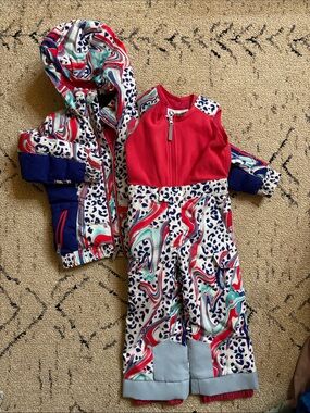 Spyder snow set pants and bibs 4t